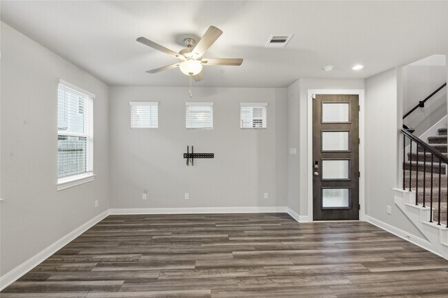 Photo - 4106 Split Ivy Dr