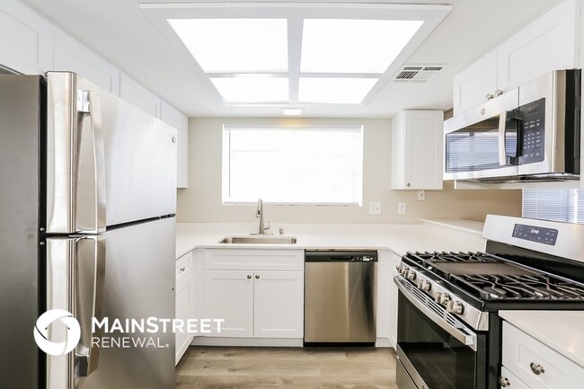 Photo - 6513 Gumwood Rd