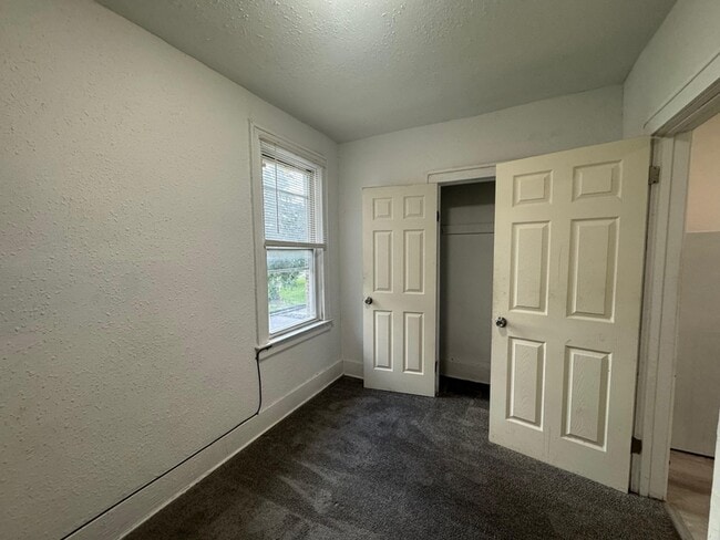 Photo - 7405 Garden St