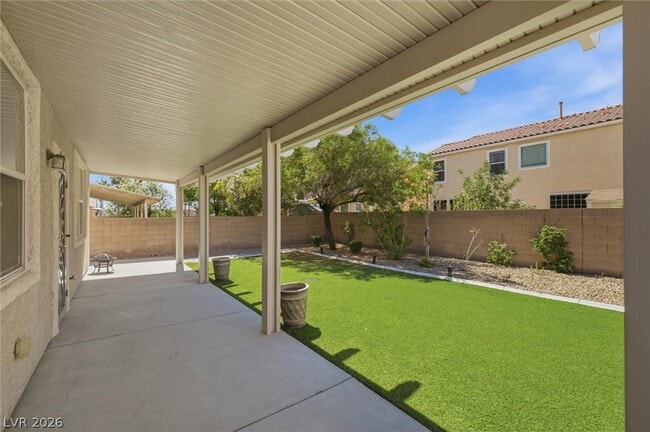 Photo - 321 W Arrowbird Ave