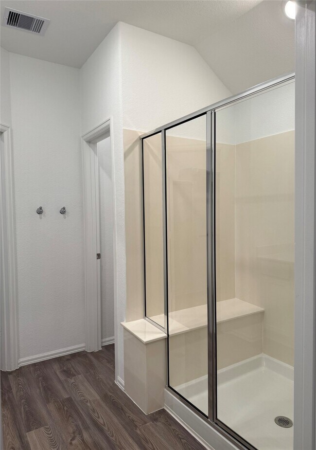 Photo - 7525 Angels Lndg Ln