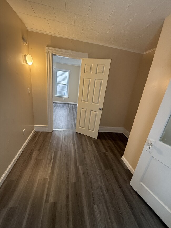 169 Landon St