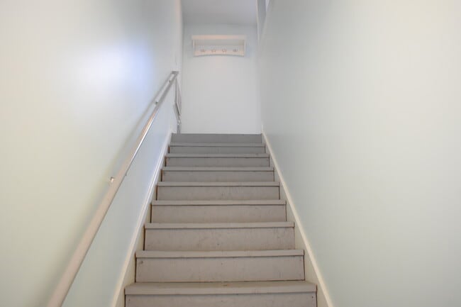 Photo - 393 Whisper Park Dr