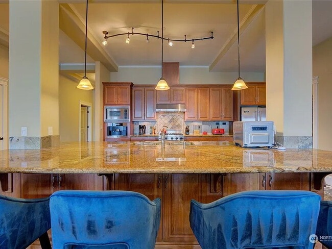 Photo - "Spacious 2-Bed, 3-Bath Sanctuary in Tacoma's Heart – 3,243 Sq Ft of Luxury Living!"