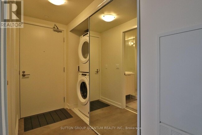 Photo - 2 Sonic Way Unit 2107
