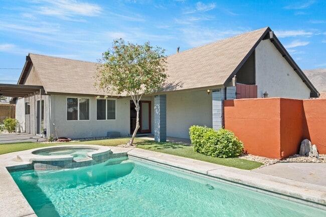 Photo - 73425 San Nicholas Ave