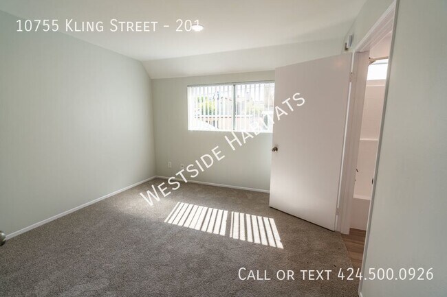 Photo - 10755 Kling St Unidad 201