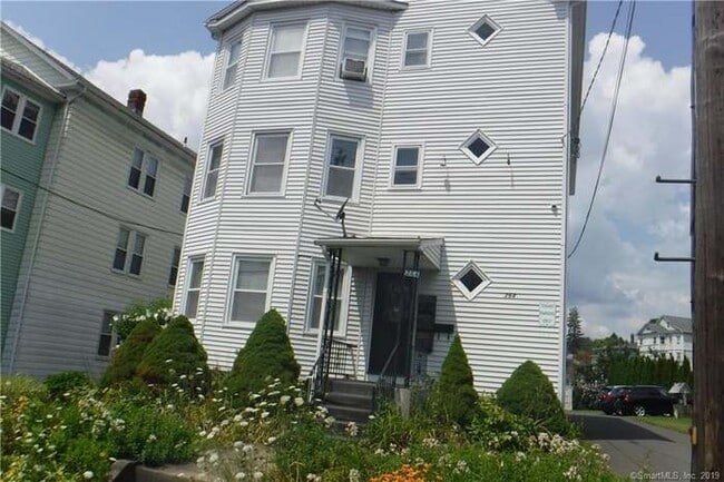 Photo - 264 Burritt St Unit 2nd Fl