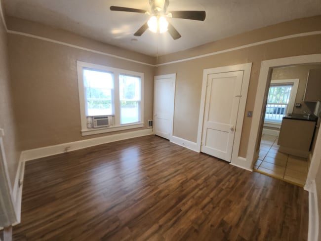 Photo - 635 Tanglewood St Unit 1