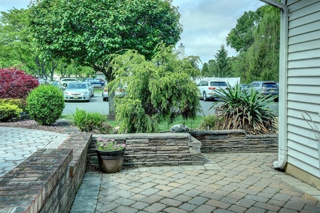 Photo - 40 Staghorn Dr
