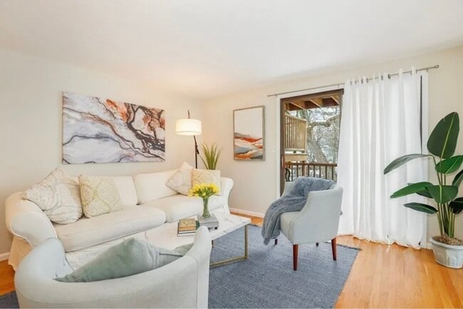 Photo - 25 Rockland St Unit 7