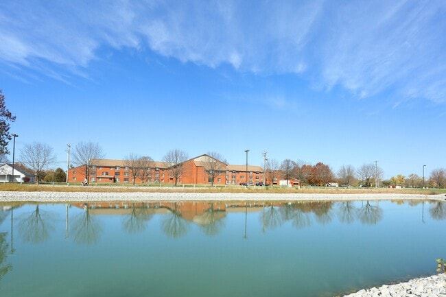 Photo - 2100 Greentree