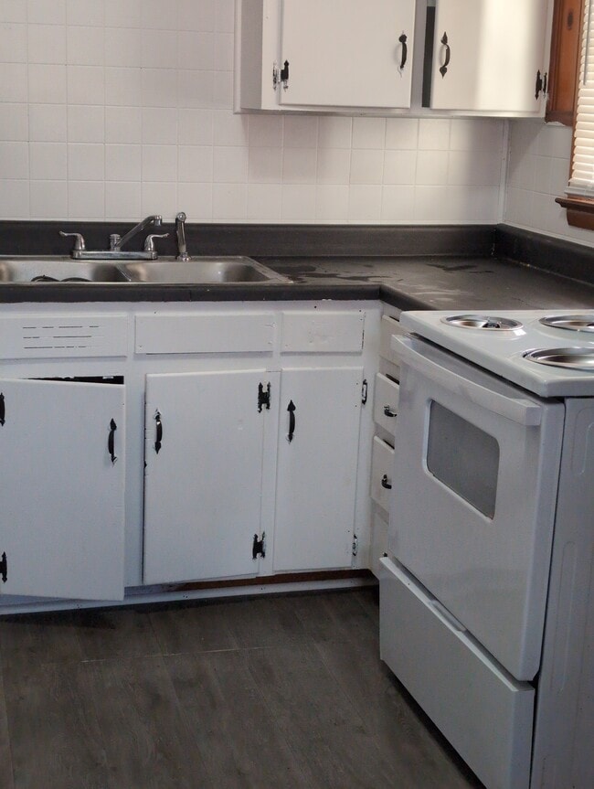 Photo - 1206 Wedemeyer Rd