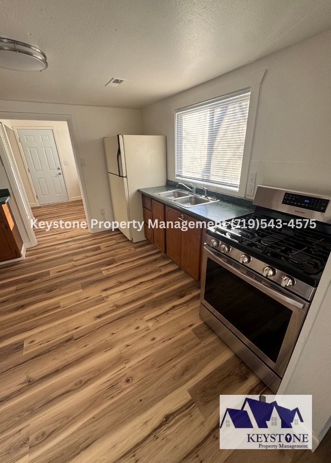 Photo - Fully Renovated Home 5 bedrooms/2 Bathrooms $1550/$1550