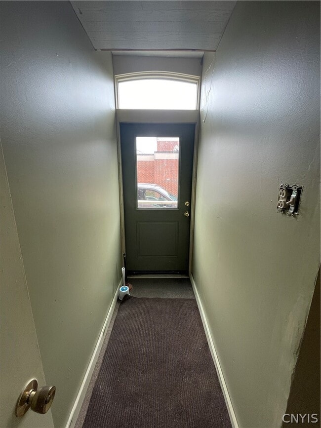 Photo - 122 E Main St