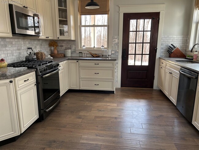 Photo - 106 Beilke Rd