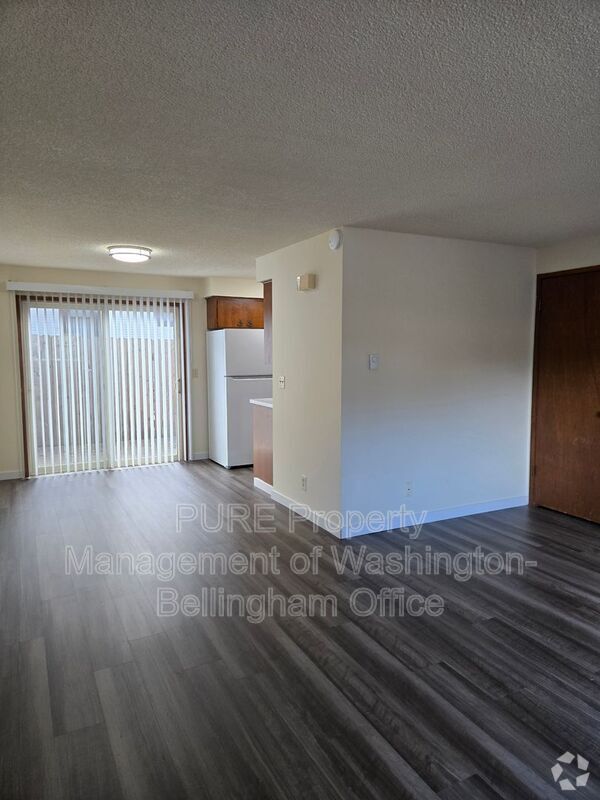 Building Photo - 3330 Northwest Ave Unit #A4 Rental