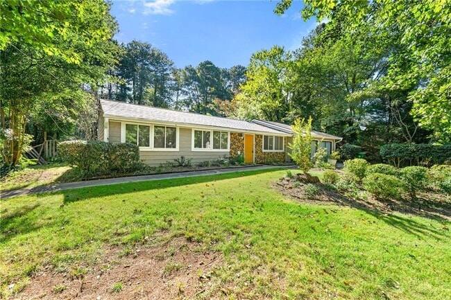 Photo - 1069 Martin Rd