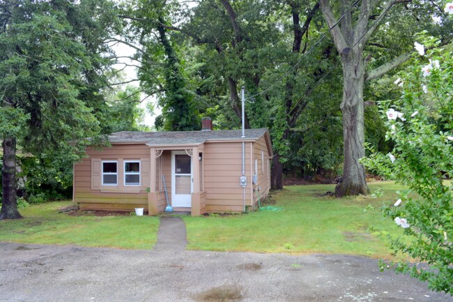 Photo - 1503 S County Trl