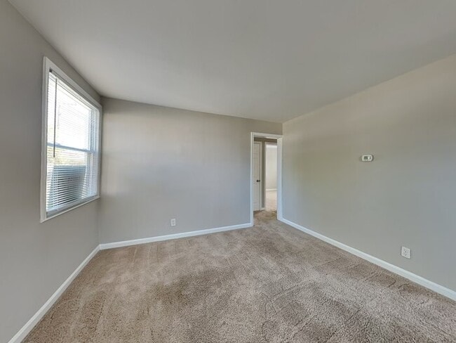 Photo - 8227 Dundalk Ave