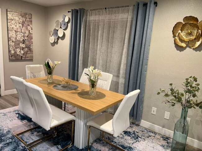 Photo - 354 Rexview Dr Unit ID1471802P