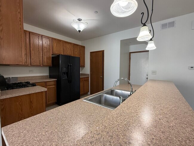 Photo - 4555 Camden Ln