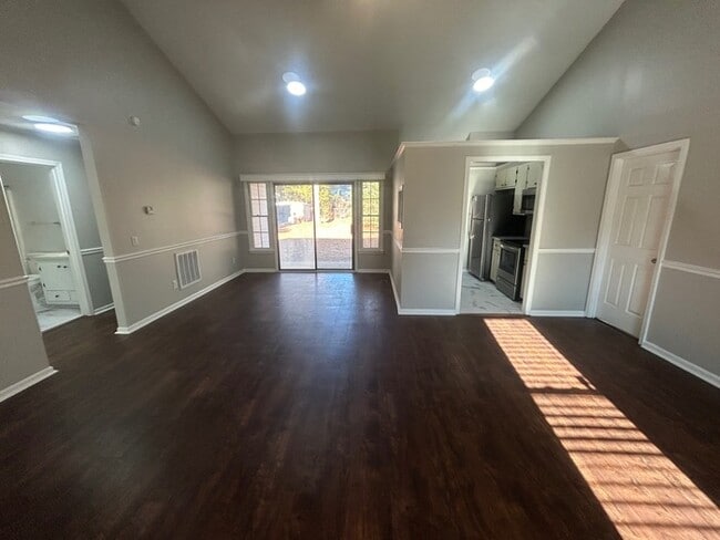 Photo - 207 Coronado Rd