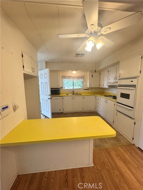 Photo - 2851 Rolling Hills Dr House