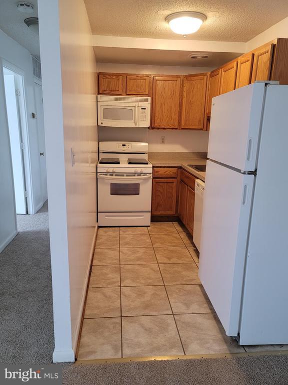 Photo - 625 Chesapeake St SE Unidad 205