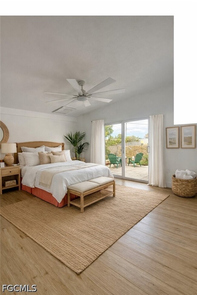 Photo - 21484 Edgewater Dr