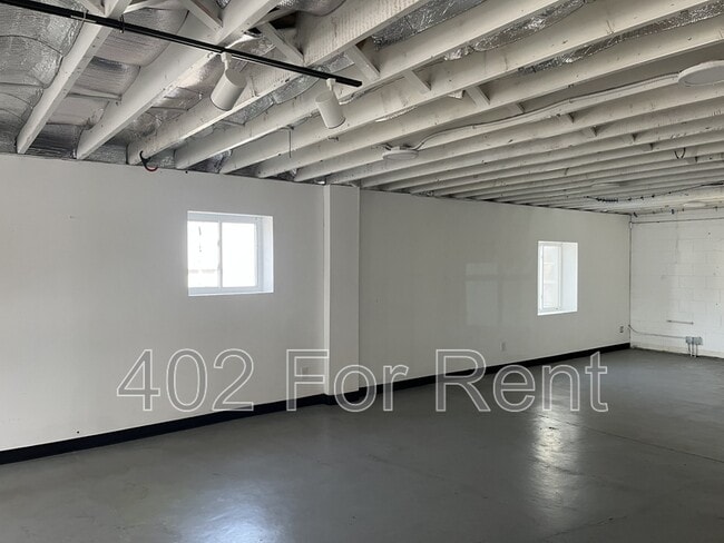 Photo - 5701 NW Radial Highway - White Wall