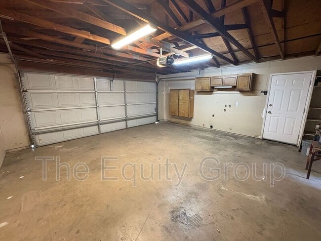 Photo - 300 N Lane St