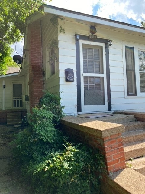 Building Photo - 1617 15th St Rental