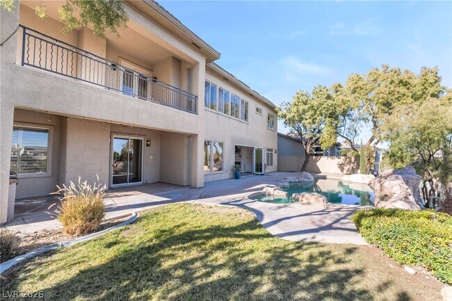 Photo - 904 Pont Chartrain Dr