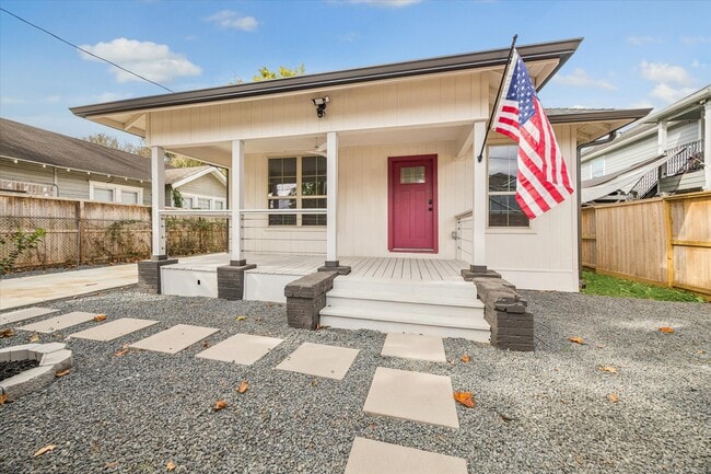 Photo - 437 N Everton St