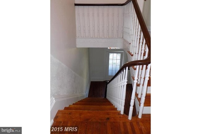 Photo - 113 E Main St Unit 4
