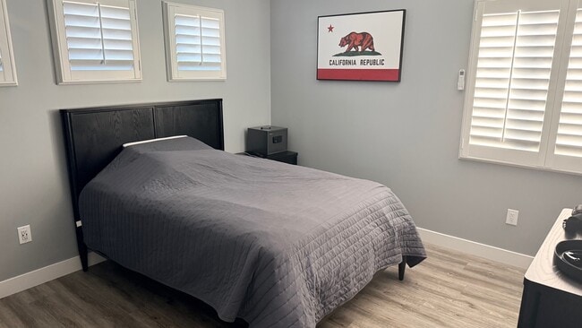 Photo - 1529 N Pass Ave