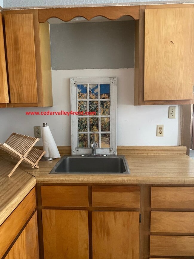 Photo - 218 Pleasant St