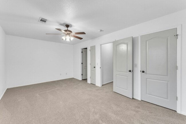 Photo - 3108 S B St