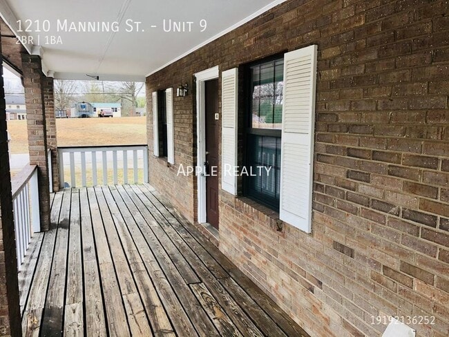Building Photo - 1210 Manning St Rental