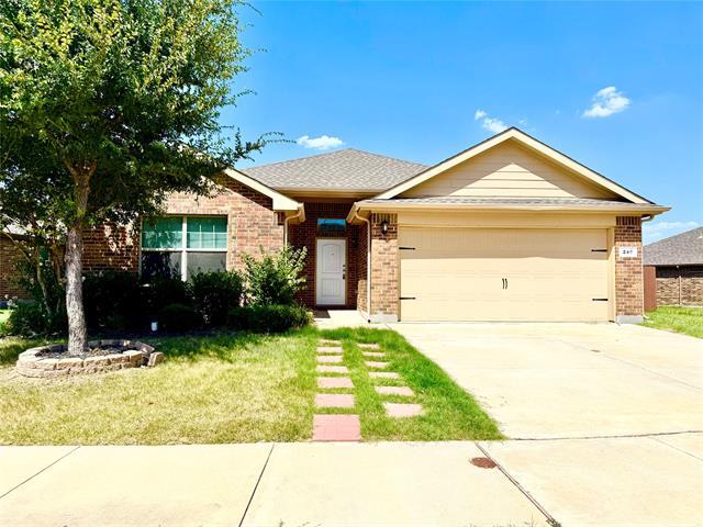 Photo - 240 Crowfoot Dr House