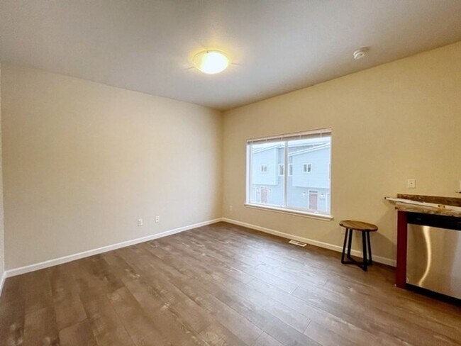 Photo - 137-137 Willow View Circle Unit 133 Willow View Circle