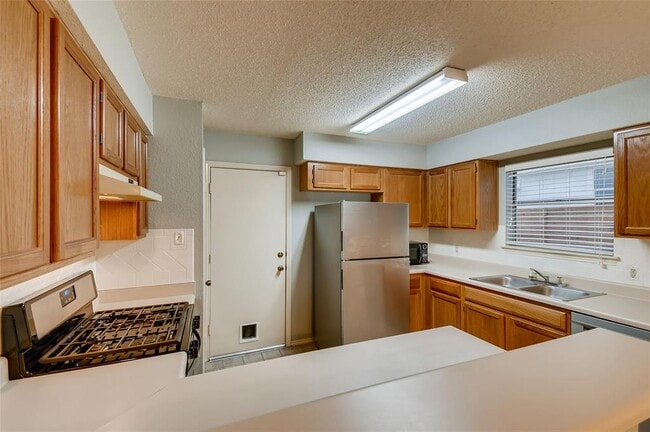 Photo - 14008 Maricella Ln