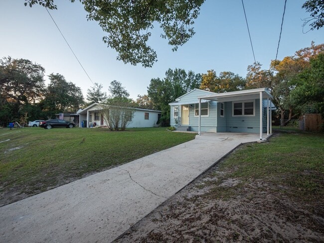 Photo - 1512 E Fern Rd