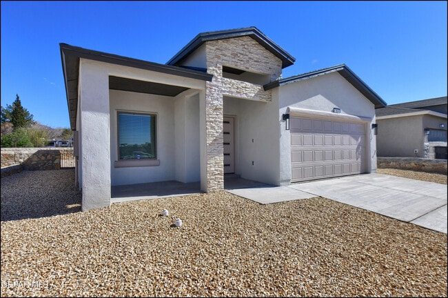 Photo - 7830 Estrella