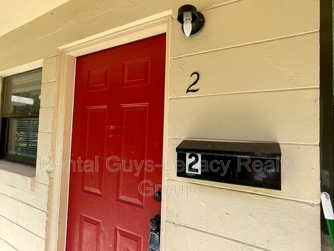 Photo - 1738 Wright Ave Unit #2