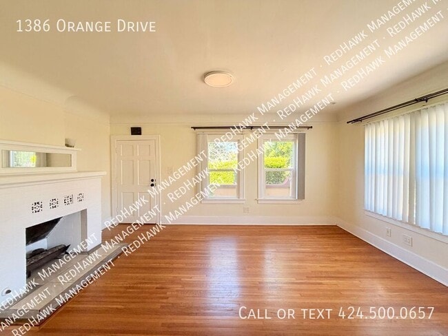 Building Photo - 1386 S Orange Dr