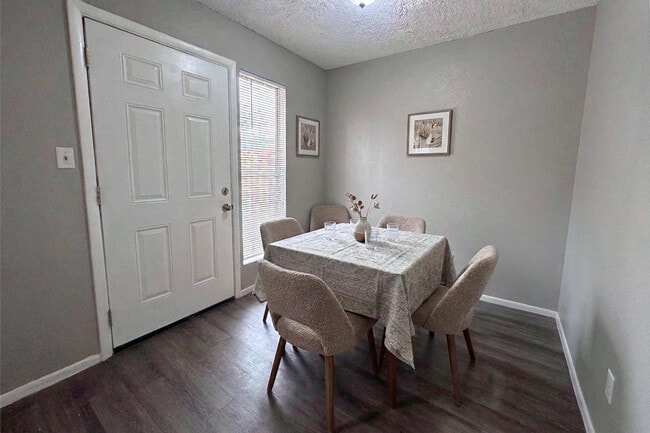 Photo - 1741 E Pepper Cir Unidad Apt 1