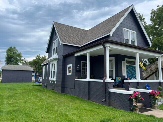 Photo - 537 N Johnson St