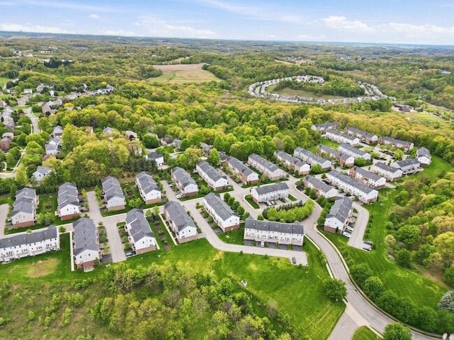 Photo - 2305 Pointe View Dr